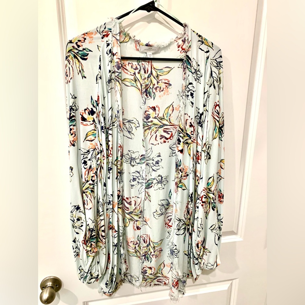 New Directions Light Blue Floral Topper / Ruana